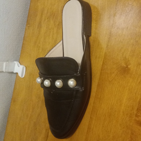 Catherine M. Pearl mules - Picture 3 of 4